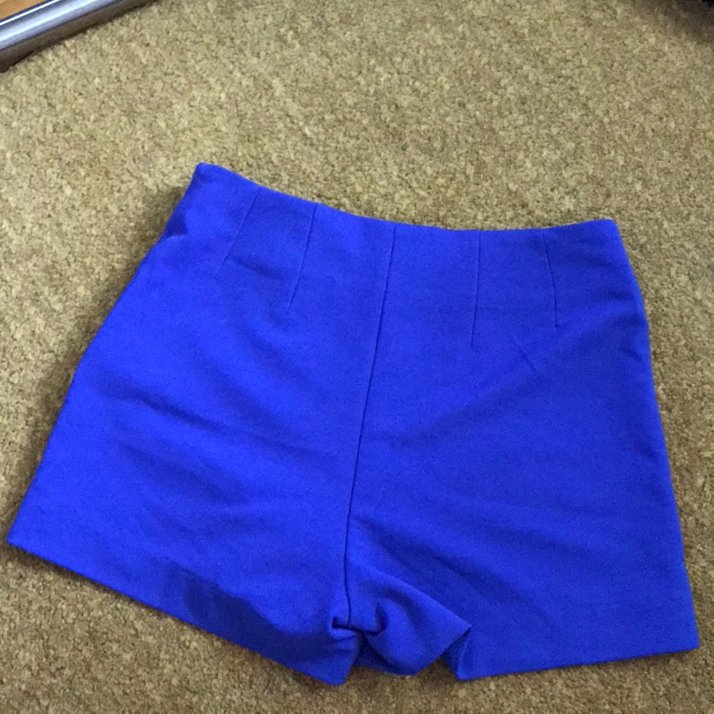 Short - Picture 2 of 2
